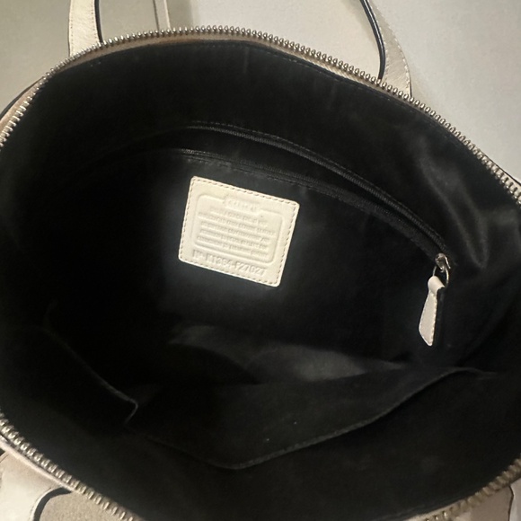 Coach black leather bag - Picture 4 of 4